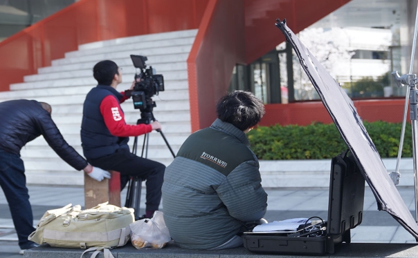 &#20247;&#24425;&#23448;&#32593;&#45;&#40;&#20013;&#22269;&#41;&#32929;&#20221;&#26377;&#38480;&#20844;&#21496;